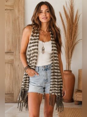 Daytrip Gray & Cream Open Weave Fringed Boho Vest Cardigan